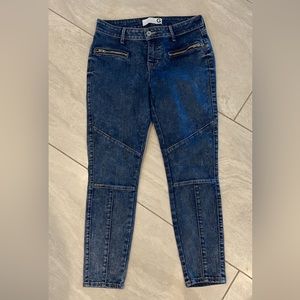 G by Guess skinny women’s jeans size 30